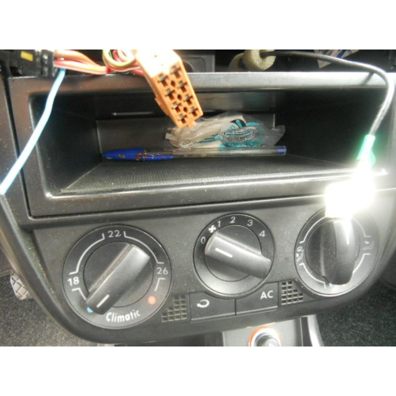 Commande chauffage VOLKSWAGEN FOX Photo n°11