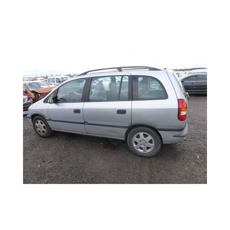 Feu arriere stop central OPEL ZAFIRA A Photo n°4