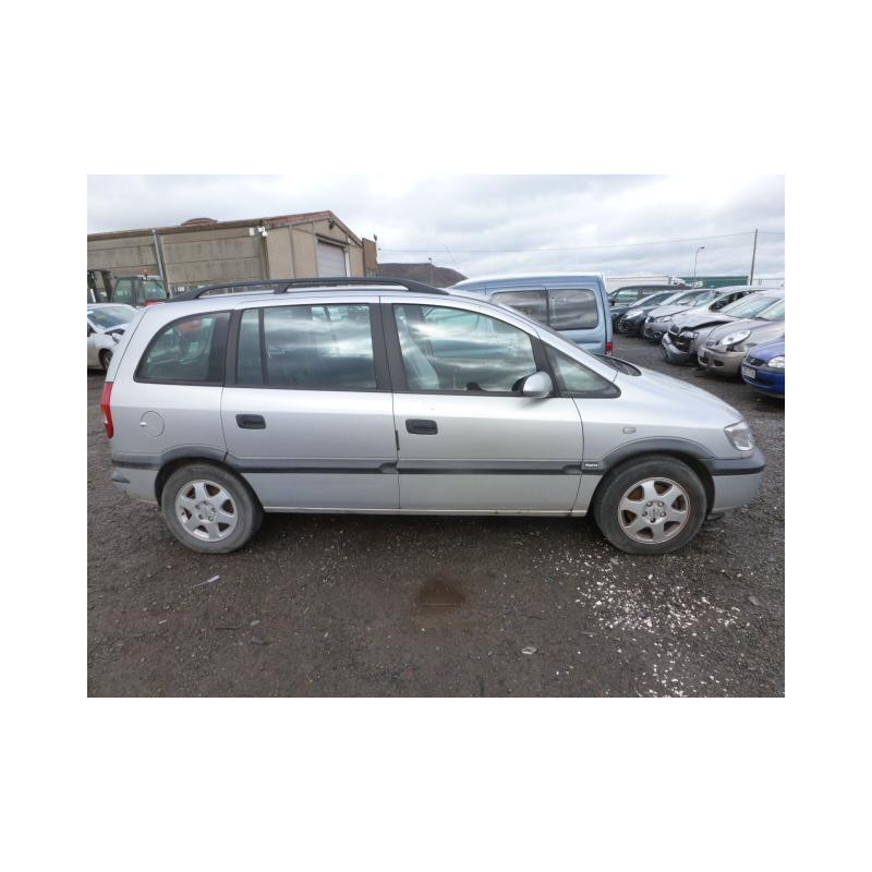 Feu arriere stop central OPEL ZAFIRA A Photo n°6