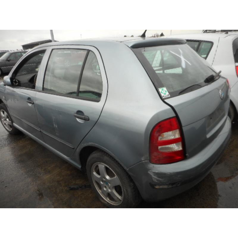 Trappe d'essence SKODA FABIA 1 Photo n°7