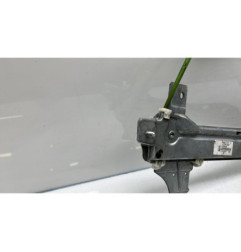 Leve vitre mecanique arriere droit PEUGEOT 208 1