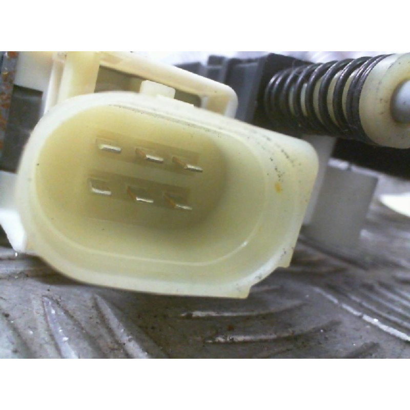 Leve vitre electrique avant gauche FORD MONDEO 3 Photo n°2