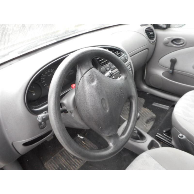 Trappe d'essence FORD FIESTA 4 Photo n°8