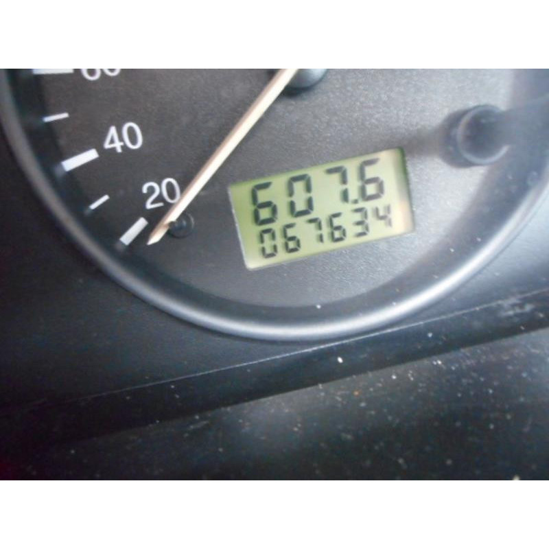 Trappe d'essence FORD FIESTA 4 Photo n°10