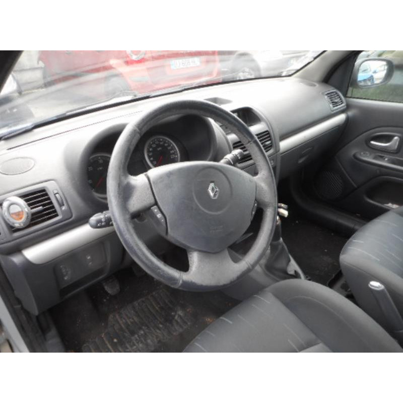 Ceinture arriere gauche RENAULT CLIO 2 Photo n°9