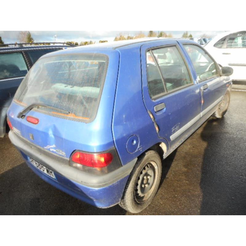 Feu arriere stop central RENAULT CLIO 1 Photo n°6