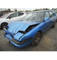 Support de phare gauche (tôle) MAZDA 323 4