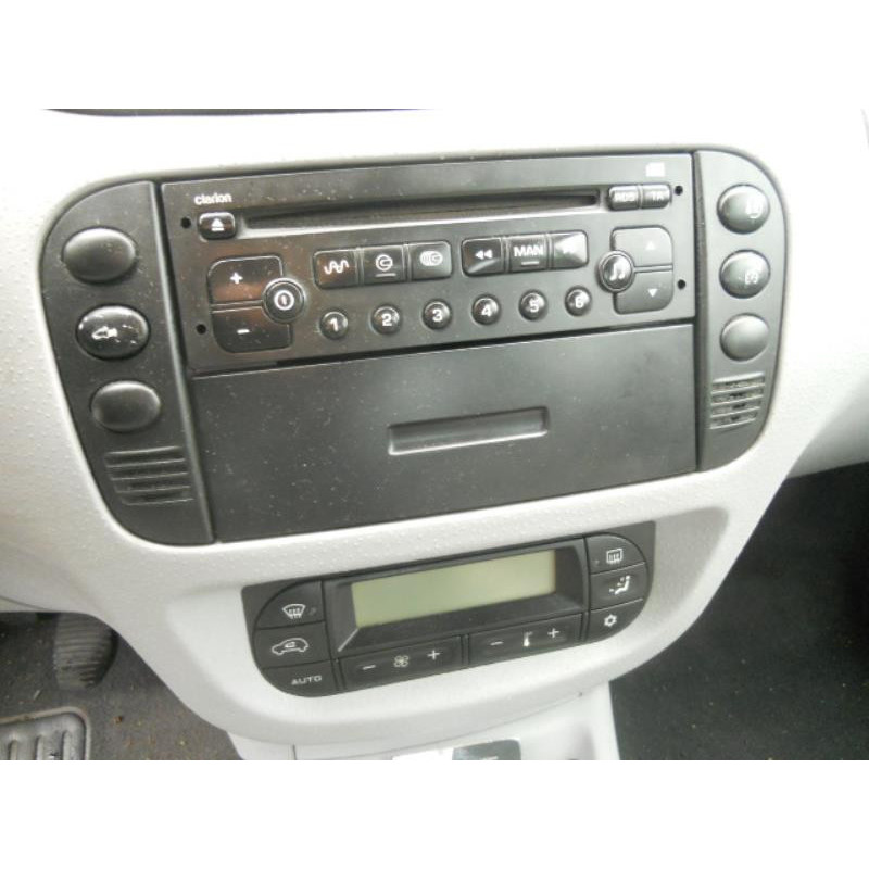 Commande retroviseurs CITROEN C3 1 Photo n°10