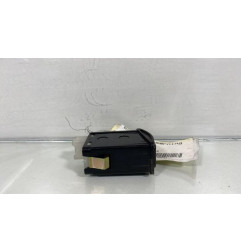 Bouton de warning MAZDA 323 4