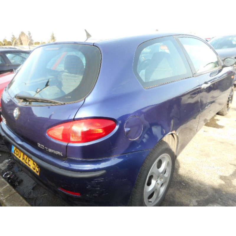 Bouton de warning ALFA ROMEO 147 Photo n°6