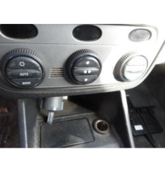 Bouton de warning ALFA ROMEO 147