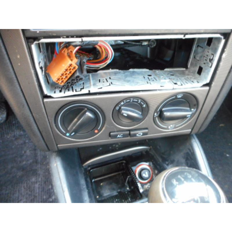 Porte arriere gauche VOLKSWAGEN BORA Photo n°9
