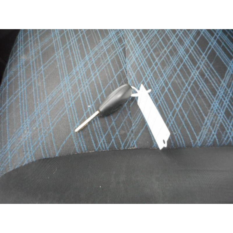 Debitmetre RENAULT CLIO 3 Photo n°12