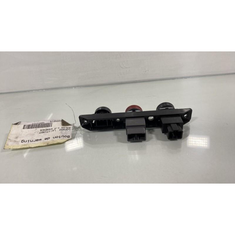 Bouton de warning DAEWOO KALOS Photo n°3