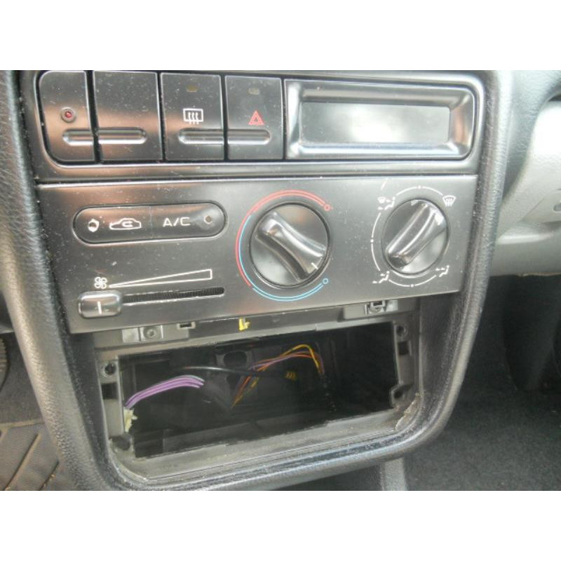 Serrure avant droit PEUGEOT 406 Photo n°9