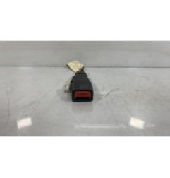 Attache ceinture avant gauche HYUNDAI GETZ Photo n°1