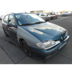 Retroviseur gauche RENAULT MEGANE 1