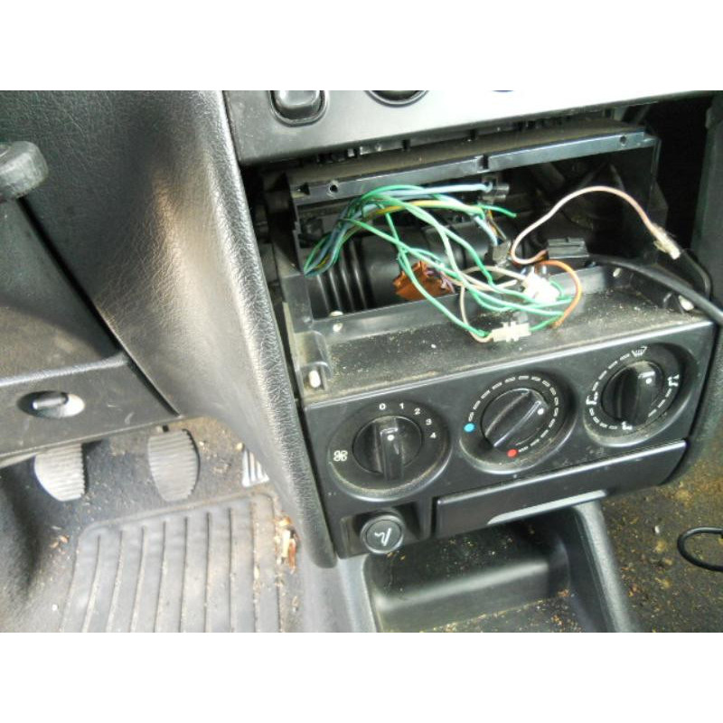 Vitre arriere gauche CITROEN BERLINGO 1 Photo n°14