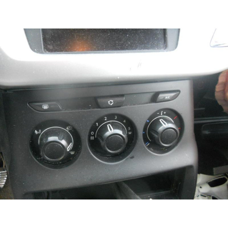 Bras essuie glace avant droit CITROEN C3 2 Photo n°8