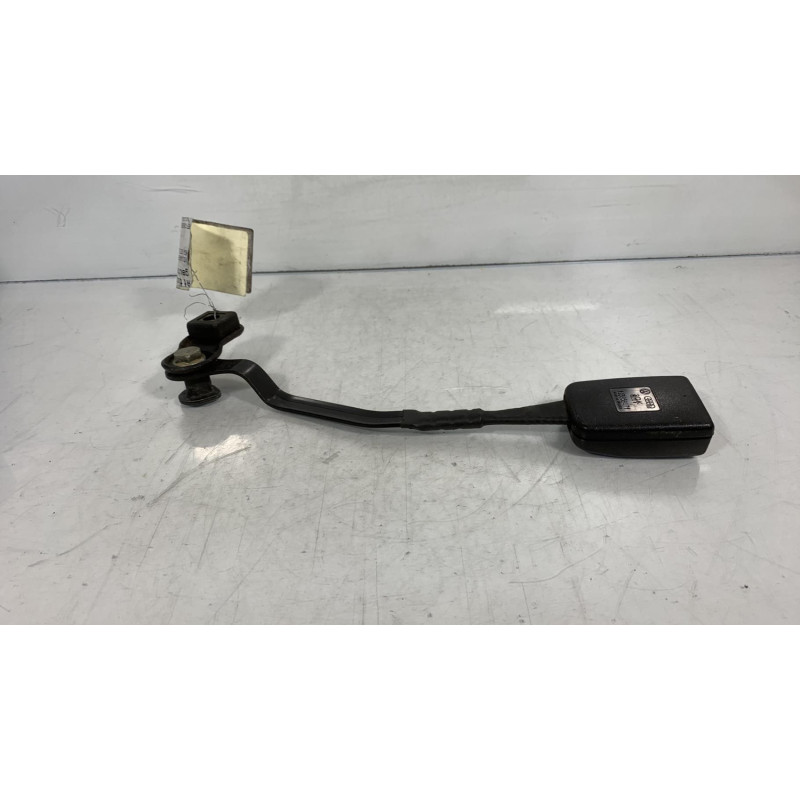 Attache ceinture avant gauche VOLKSWAGEN NEW BEETLE 1 Photo n°3