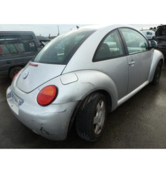 Attache ceinture avant gauche VOLKSWAGEN NEW BEETLE 1