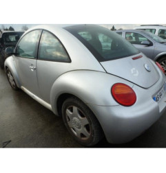 Attache ceinture avant gauche VOLKSWAGEN NEW BEETLE 1