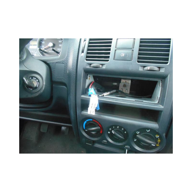 Serrure avant gauche HYUNDAI GETZ Photo n°9