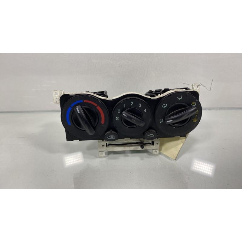 Commande chauffage HYUNDAI GETZ Photo n°1