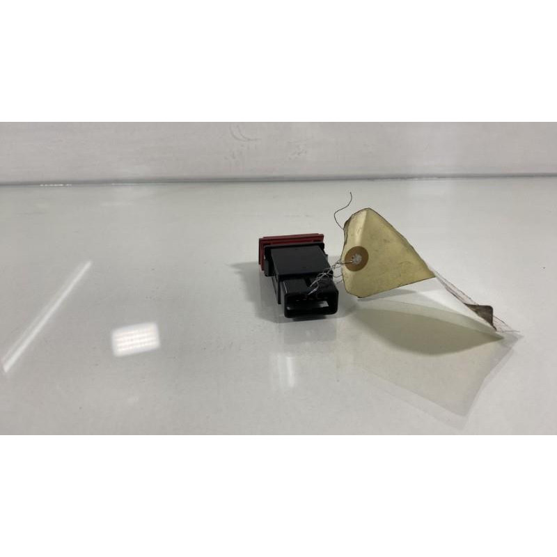 Bouton de warning HYUNDAI GETZ Photo n°3