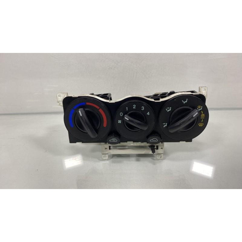 Commande chauffage HYUNDAI GETZ Photo n°1