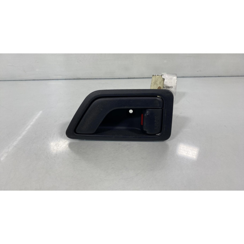 Poignee interieur avant gauche HYUNDAI GETZ Photo n°1