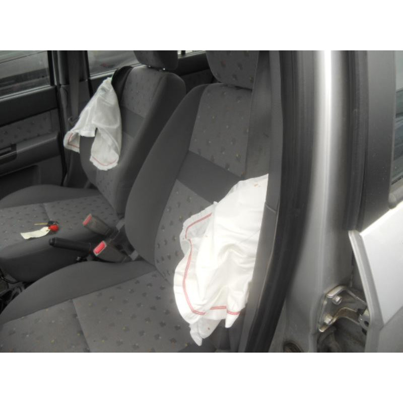 Serrure avant droit HYUNDAI GETZ Photo n°9