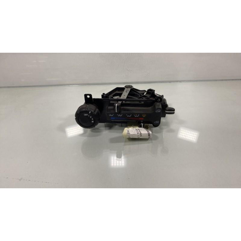 Commande chauffage HYUNDAI ATOS Photo n°1