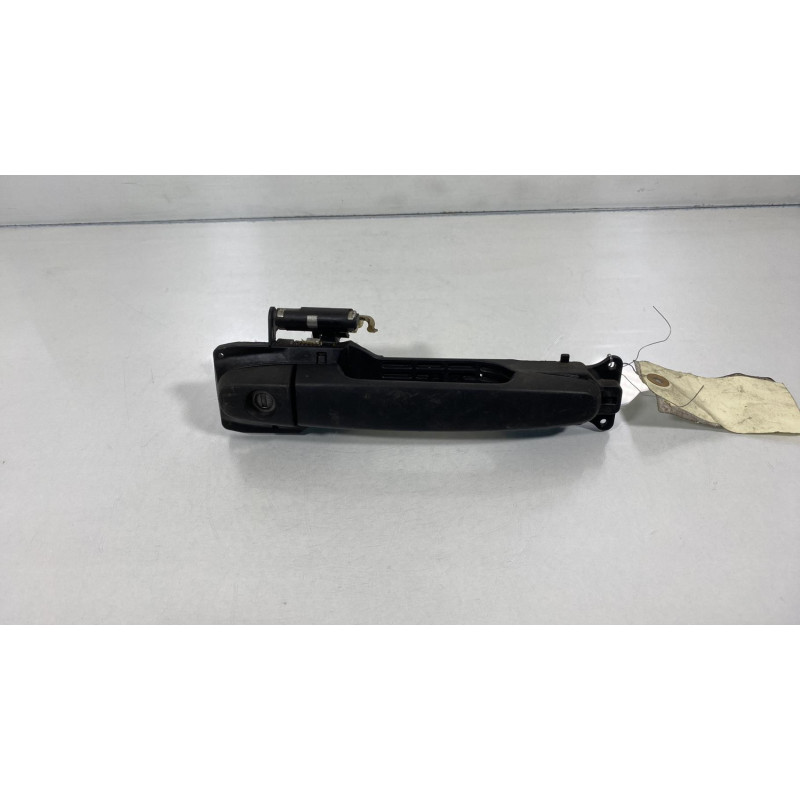 Poignee porte avant droit TOYOTA YARIS 2 Photo n°1