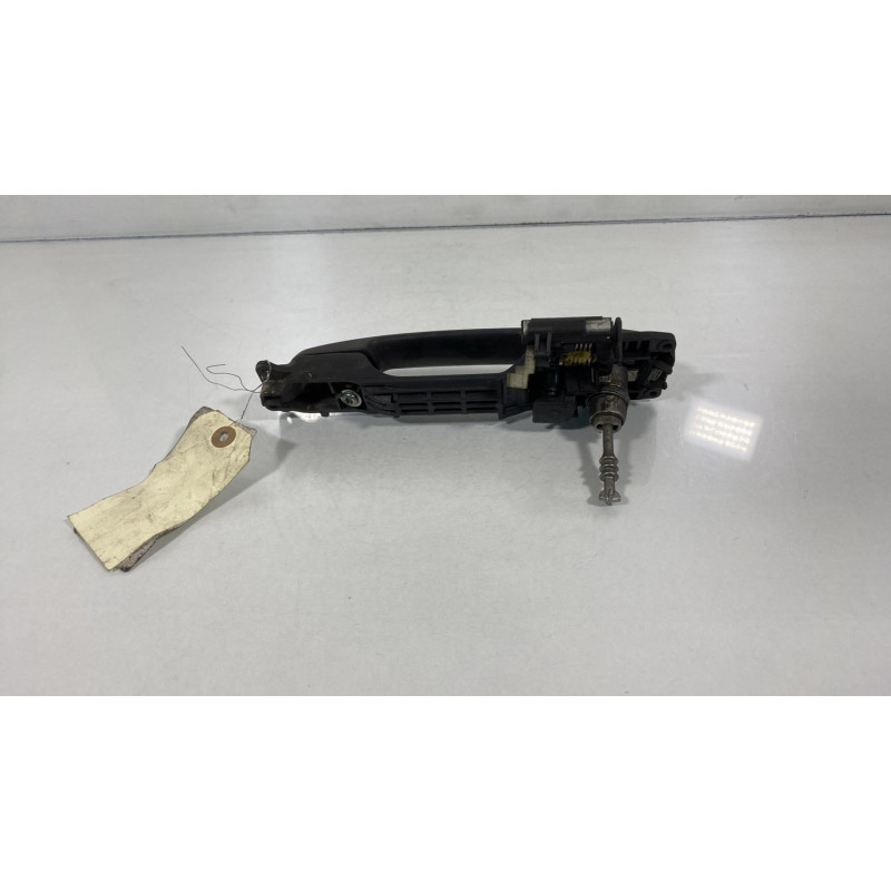 Poignee porte avant droit TOYOTA YARIS 2 Photo n°3