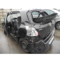 Poignee porte avant droit TOYOTA YARIS 2