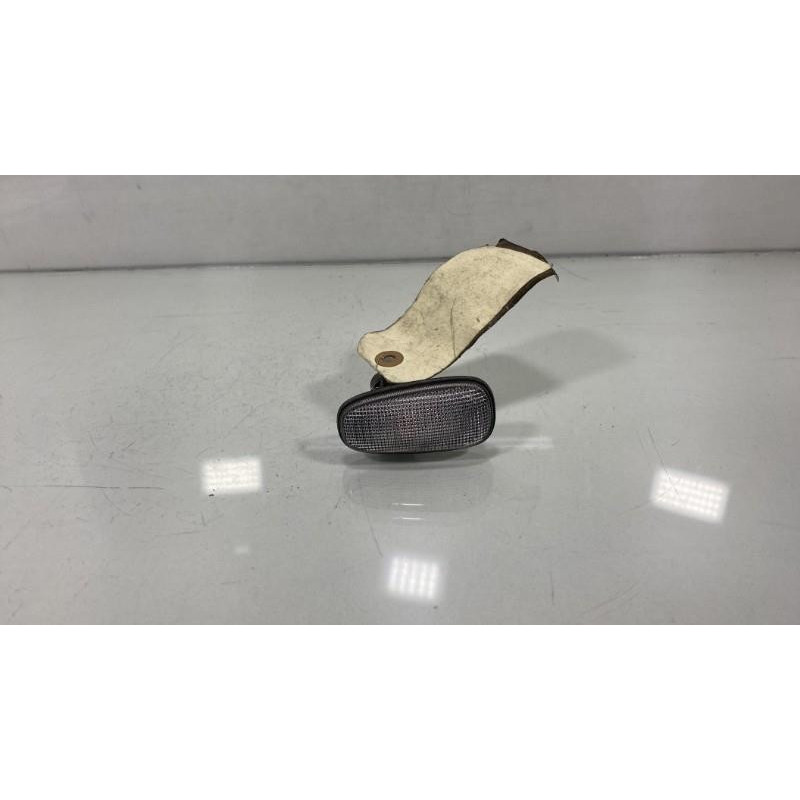 Repetiteur clignotant avant droit  (Feux) OPEL ZAFIRA A Photo n°1