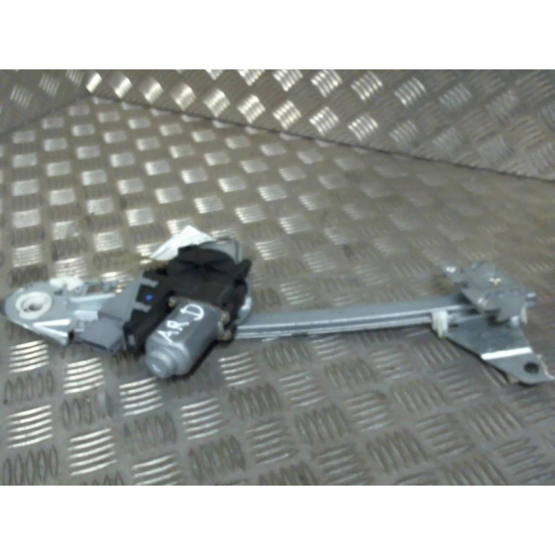 Leve vitre electrique arriere droit PEUGEOT 307 Photo n°2