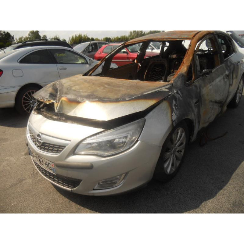 Moteur essuie glace arriere OPEL ASTRA J Photo n°4