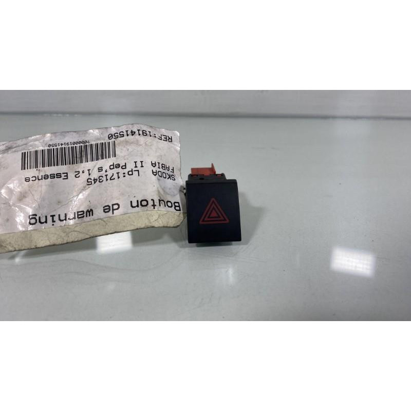 Bouton de warning SKODA FABIA 2 Photo n°1