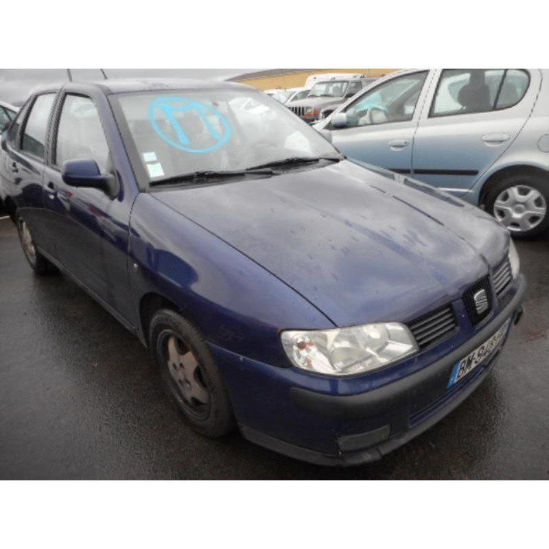 Malle/Hayon arriere SEAT CORDOBA 1 Photo n°4