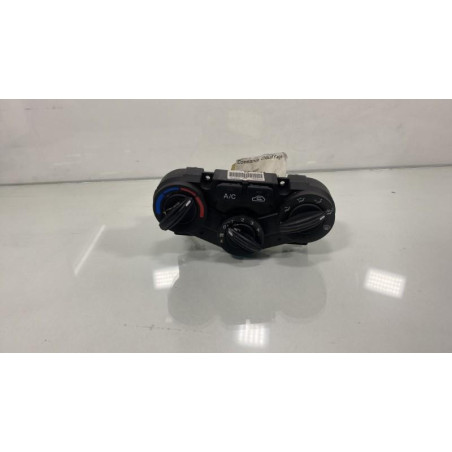 Commande chauffage KIA RIO 2 Photo n°1