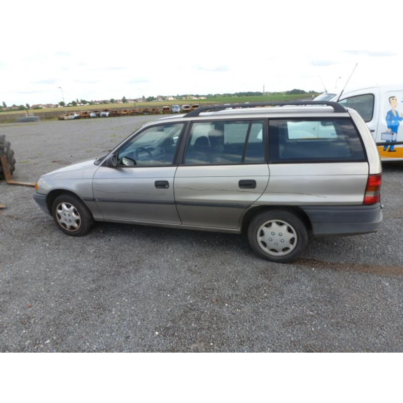 Bras essuie glace arriere OPEL ASTRA F Photo n°4
