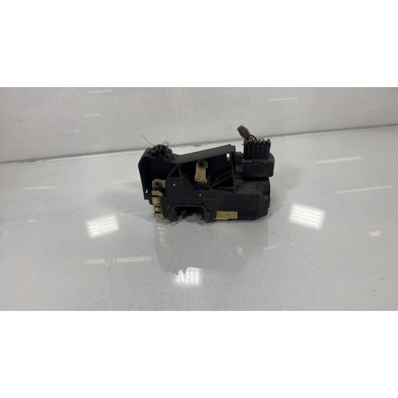 Serrure avant droit OPEL ASTRA G Photo n°3