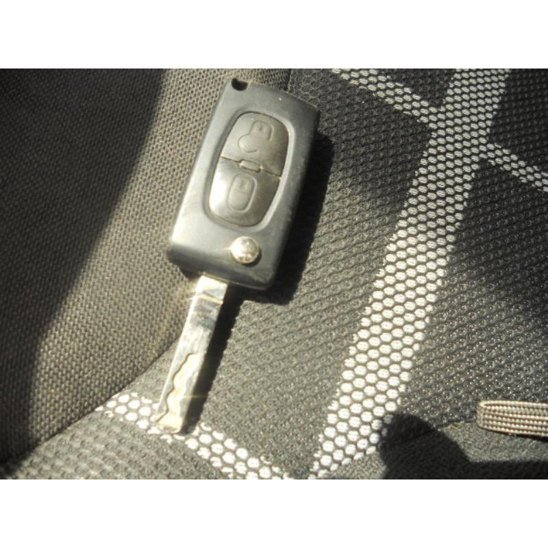 Interrupteur de leve vitre avant droit CITROEN C2 Photo n°11