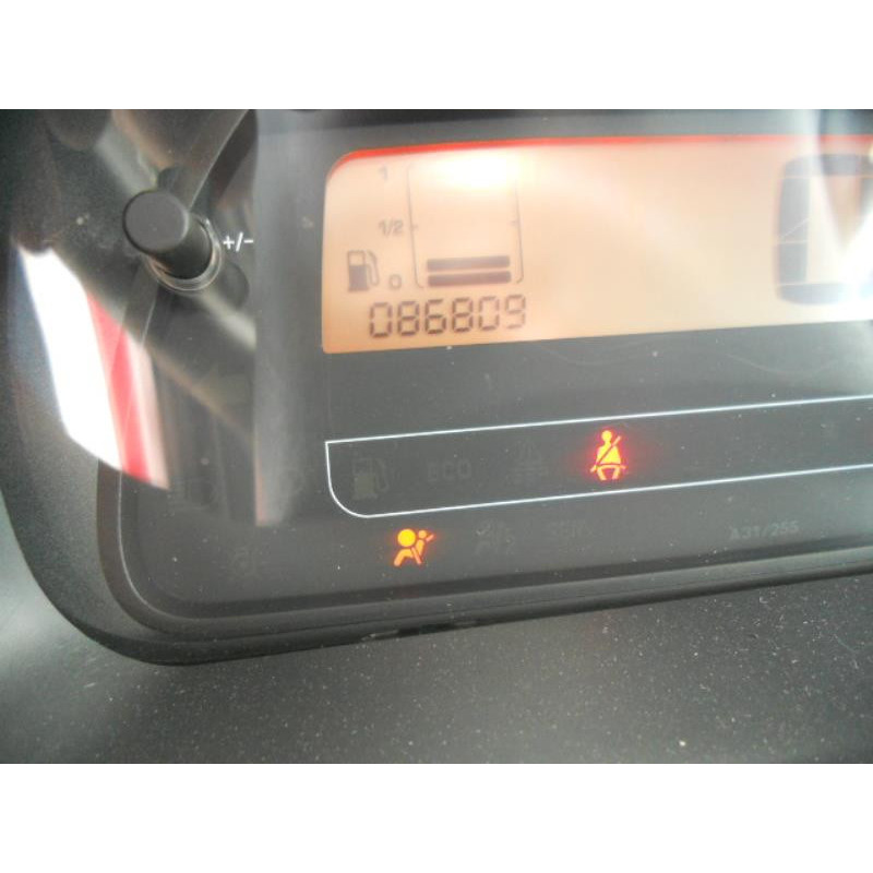 Interrupteur de leve vitre avant droit CITROEN C2 Photo n°12