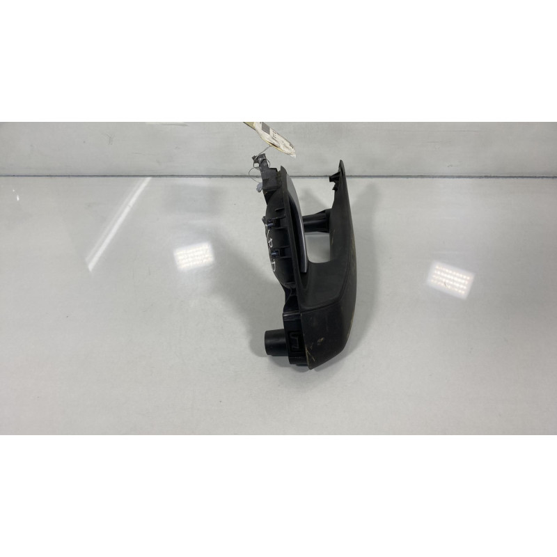 Poignee interieur arriere droit VOLKSWAGEN POLO 5 Photo n°2