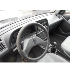 Attache ceinture arriere centrale PEUGEOT 306