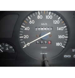 Attache ceinture arriere droit PEUGEOT 306