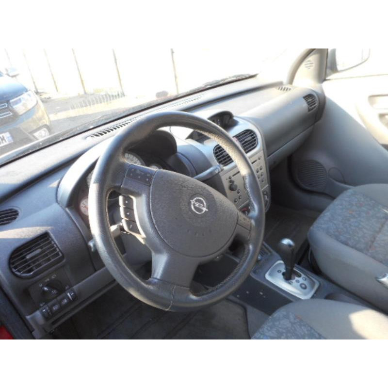 Bouton de warning OPEL CORSA C Photo n°8